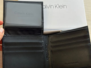 Продам мужской кошелек от Calvin Klein! Оригинал! foto 3