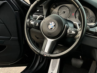 BMW 5 Series foto 5