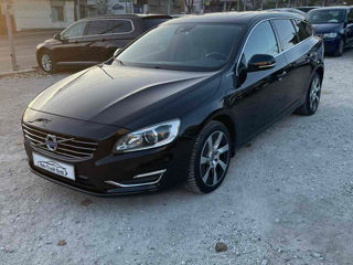 Volvo V60 foto 2