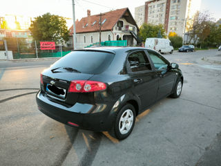 Chevrolet Lacetti foto 3