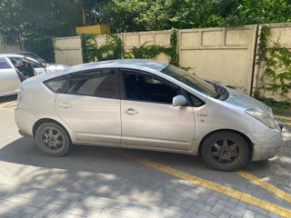 Toyota Prius foto 4