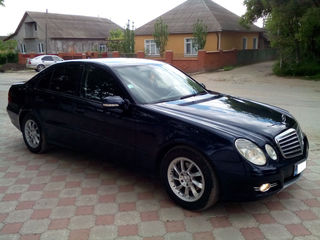 Mercedes E Class foto 5