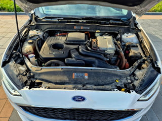 Ford Fusion foto 8