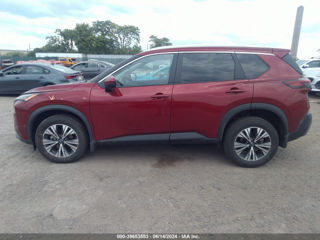 Nissan Rogue foto 2