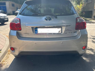 Toyota Auris foto 2