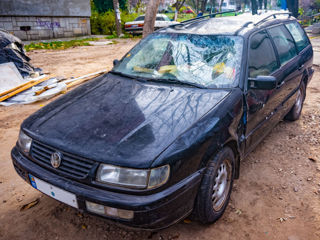 Volkswagen Passat B4 целиком на запчасти