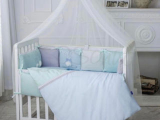 Детское постельное белье с бортиками  в кроватку и  матрасом foto 2