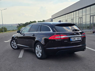 Jaguar XF foto 4