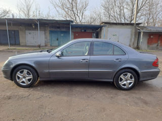 Mercedes E-Class foto 3