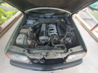 Mercedes Series (W124) foto 9