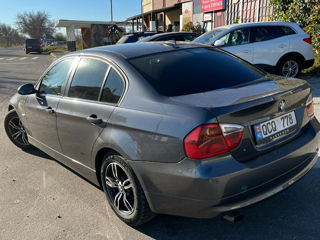 BMW 3 Series foto 7