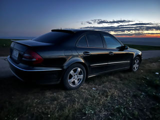 Mercedes E Class foto 1