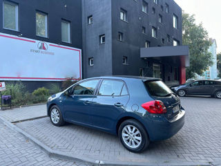 Toyota Auris foto 6