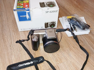 Olympus SP-620UZ