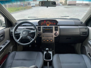 Nissan X-Trail foto 6