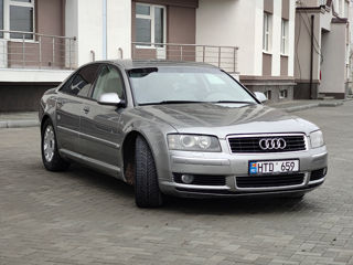 Audi A8 foto 6