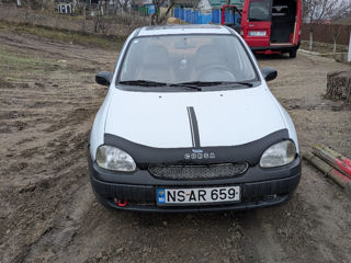 Opel Corsa foto 2