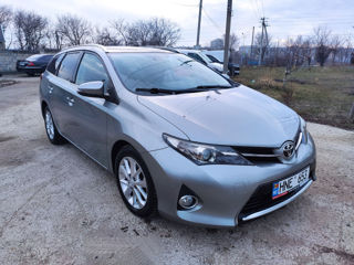 Toyota Auris foto 2