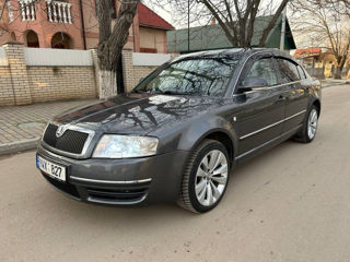 Skoda Superb foto 3