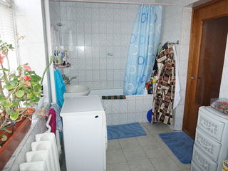 Хороший добротный дом в Яловень (возможен обмен) foto 9