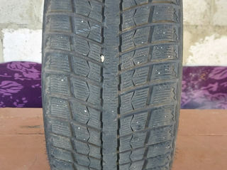 235/45 R17