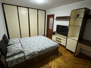 Apartament cu 2 camere, 42 m², Botanica, Chișinău foto 3