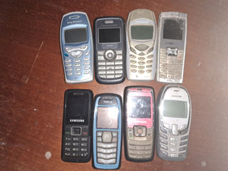 Разные Кнопочный Телефоны - Samsung - Sony Ericsson - Nokia - foto 3