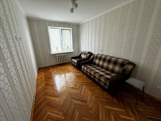 Apartament cu 2 camere, 65 m², Poșta Veche, Chișinău foto 3
