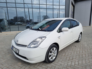 Arenda Toyota Prius , Corolla , Yaris , Auris ..Reno / Dacia/ SKoda ...  de la 9 euro !!! foto 1