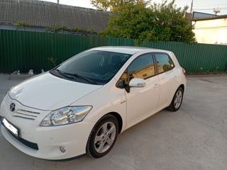 Toyota Auris foto 2