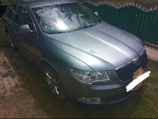 Skoda Superb foto 2