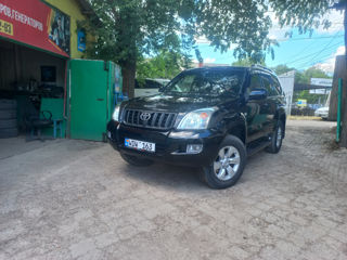 Toyota Land Cruiser Prado foto 4