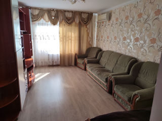 Apartament cu 2 camere, 78 m², Botanica, Chișinău foto 2