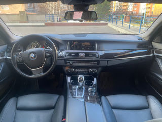 BMW 5 Series foto 10