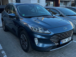 Ford Kuga foto 2