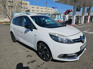 Renault Grand Scenic foto 2