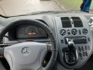 Mercedes Vito foto 6