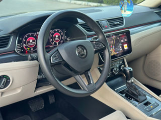 Skoda Superb foto 7