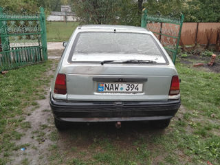 Opel Kadett foto 4