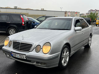 Mercedes E-Class