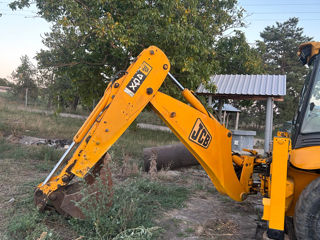 Buldoexcavator jcb 4cx foto 3