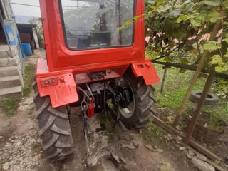 Vând tractor