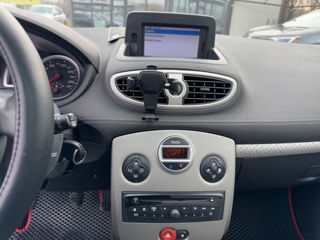 Renault Clio foto 12