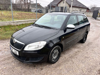 Skoda Fabia foto 2