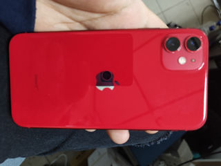 iPhone 11 red