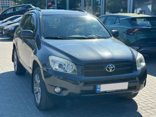 Toyota Rav 4 foto 4