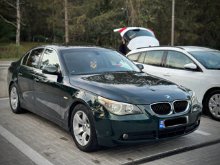 BMW 5 Series foto 2