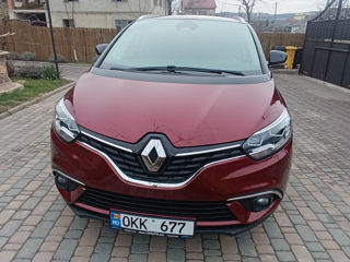 Renault Grand Scenic foto 2