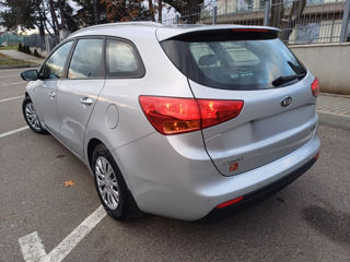 KIA Ceed foto 8