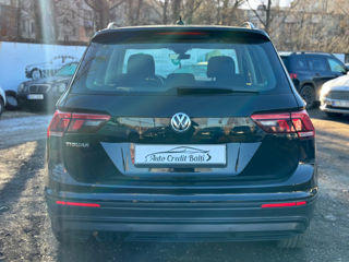 Volkswagen Tiguan foto 9